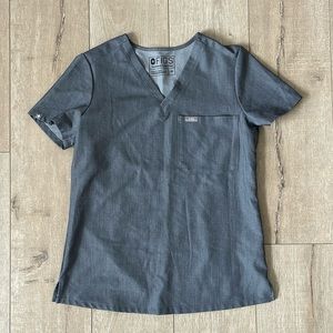 Figs One-Pocket Scrub Top